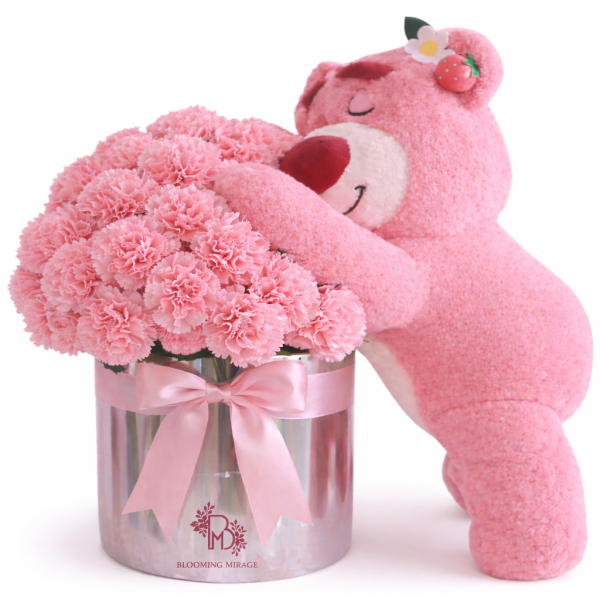 Tender Rose Hug